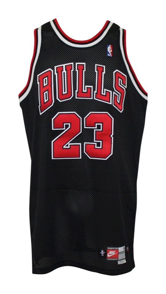 Bulls Alternate Jerseys over the years Photo Gallery