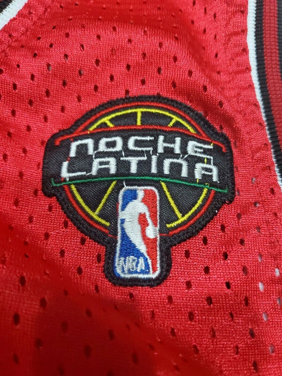 Chicago Bulls on X: Vooch in our 2013 Christmas Jersey 🎄🔴 Who